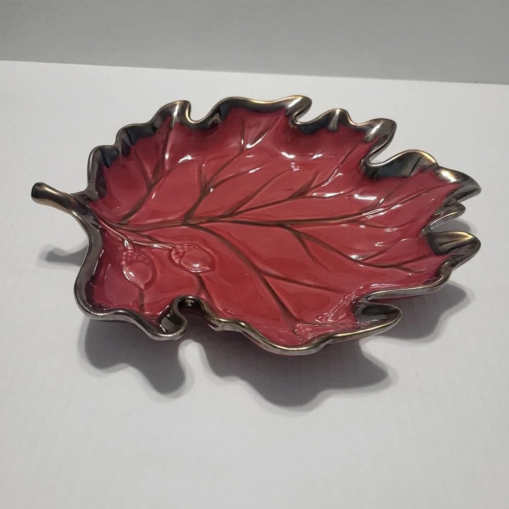 Stoneware Hand Painted Red Leaf bowl with gold trim